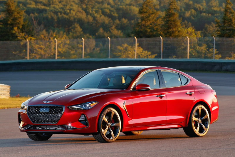 Illustration for article titled I test drove a Genesis G70 3.3T for less time than needed to form a full opinion, but I like it